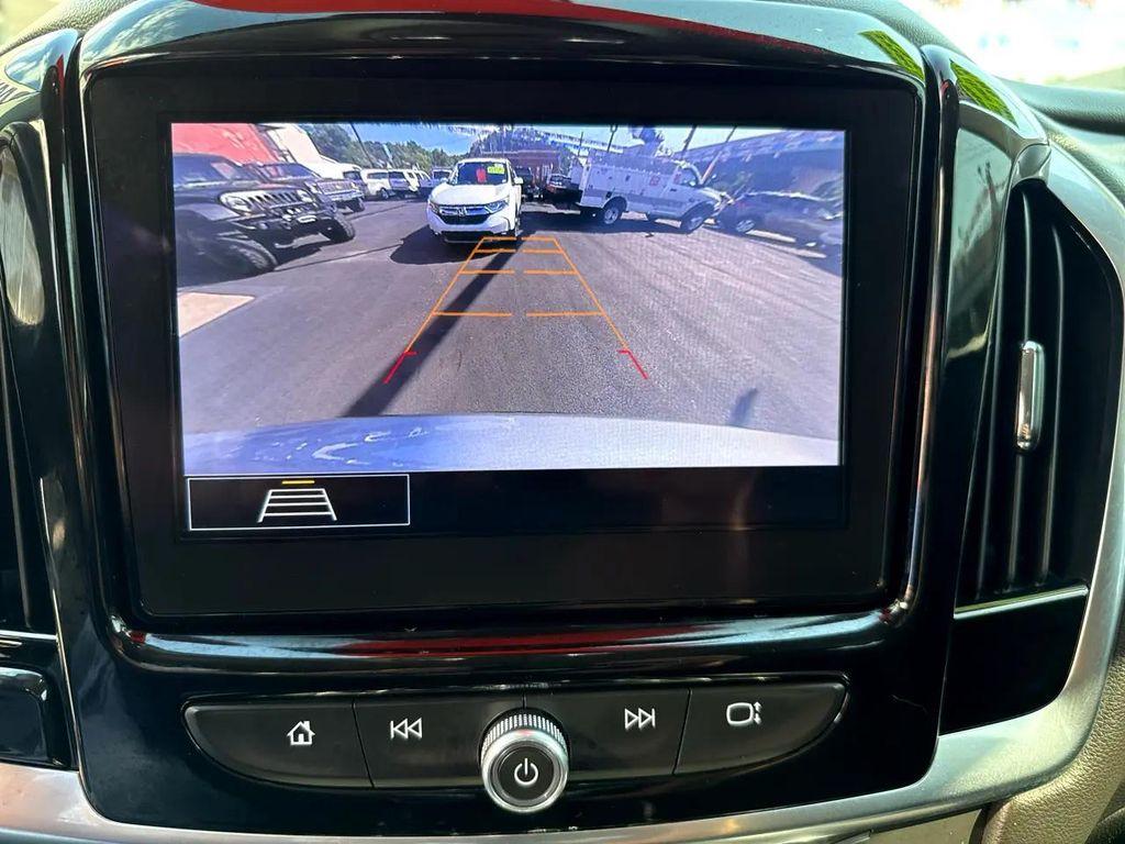 used 2020 Chevrolet Traverse car, priced at $20,500