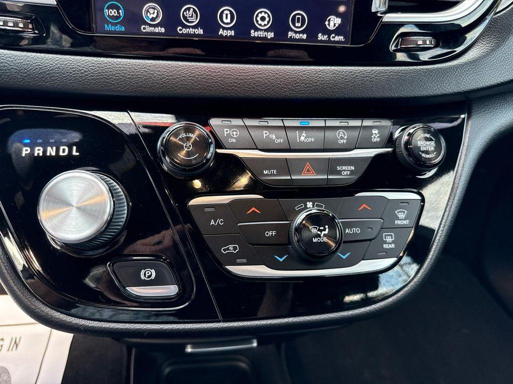 used 2018 Chrysler Pacifica car, priced at $16,900