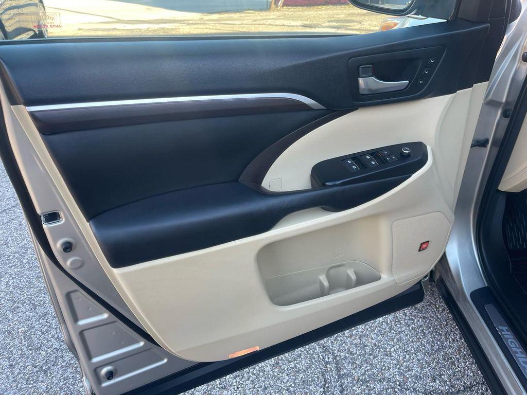 used 2016 Toyota Highlander car, priced at $18,999