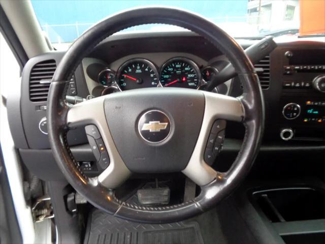 used 2008 Chevrolet Silverado 2500 car, priced at $13,500