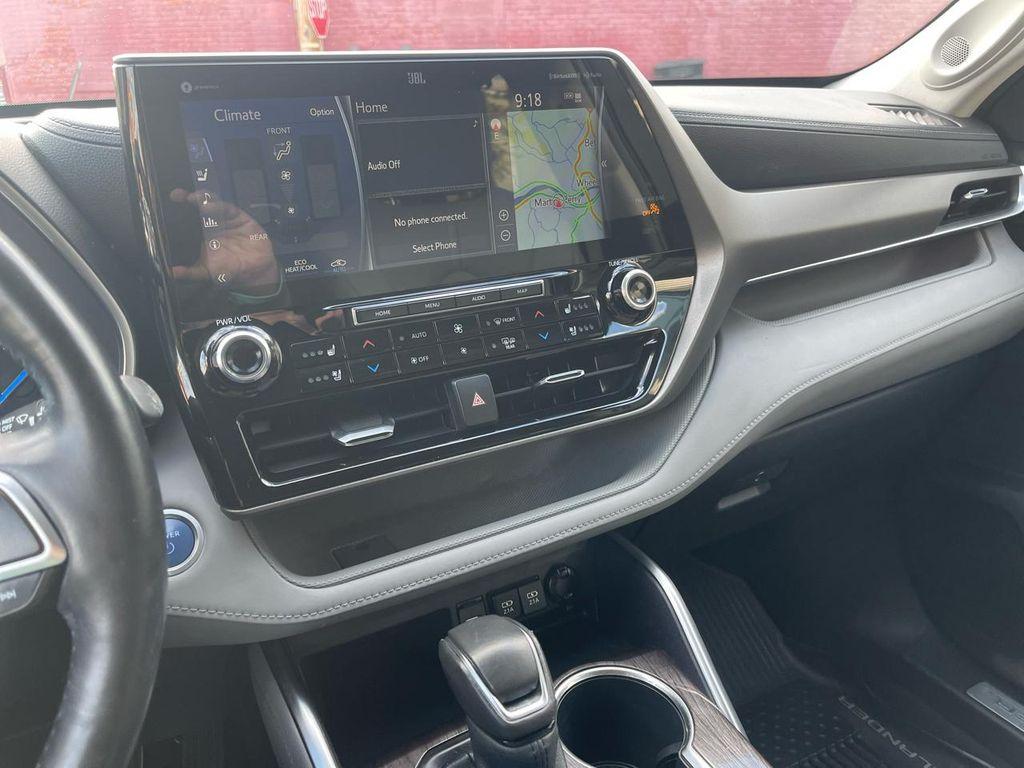 used 2021 Toyota Highlander Hybrid car, priced at $29,999