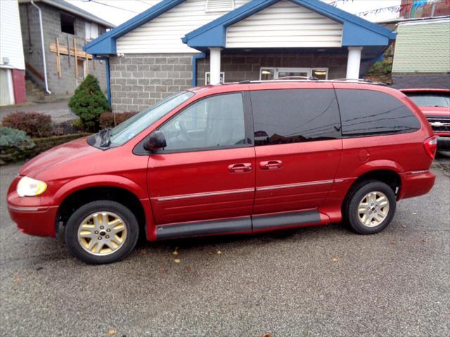 used 2005 Chrysler Town & Country car, priced at $9,995