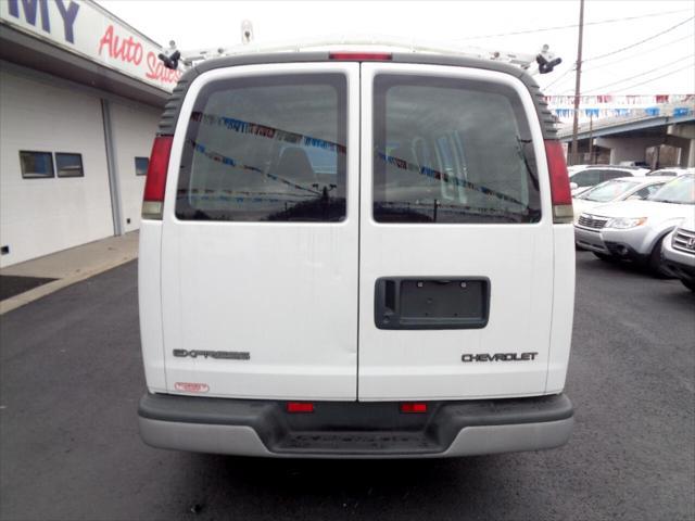 used 2002 Chevrolet Express 1500 car, priced at $10,000