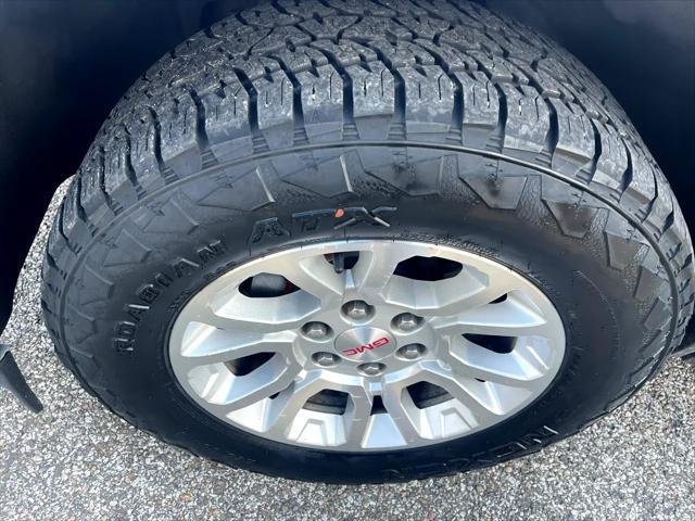 used 2017 GMC Yukon car, priced at $16,995