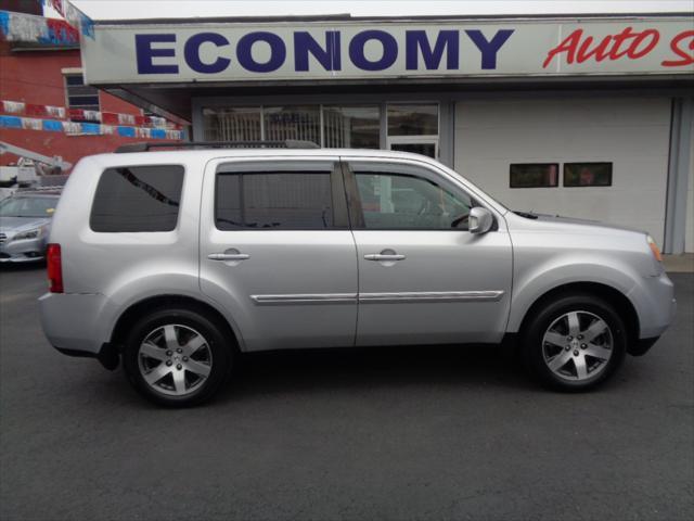 used 2013 Honda Pilot car, priced at $9,600