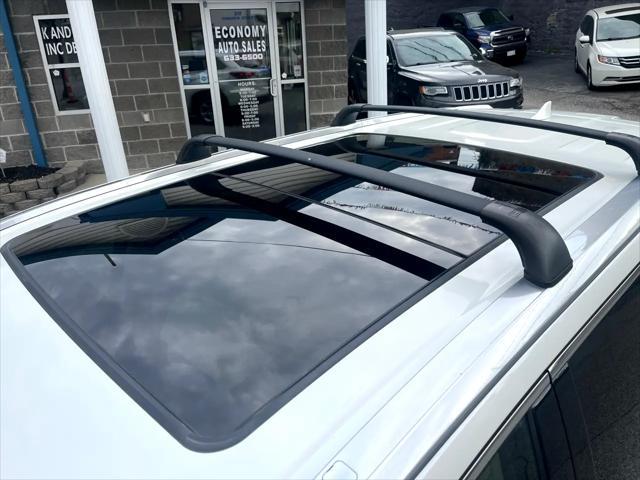 used 2015 Toyota Highlander car, priced at $14,995