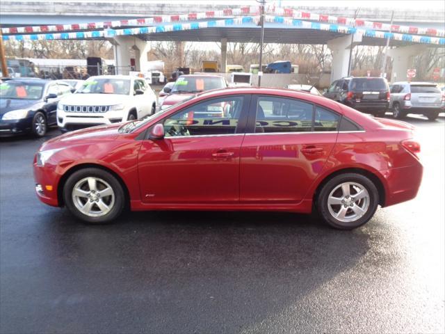 used 2013 Chevrolet Cruze car, priced at $8,900