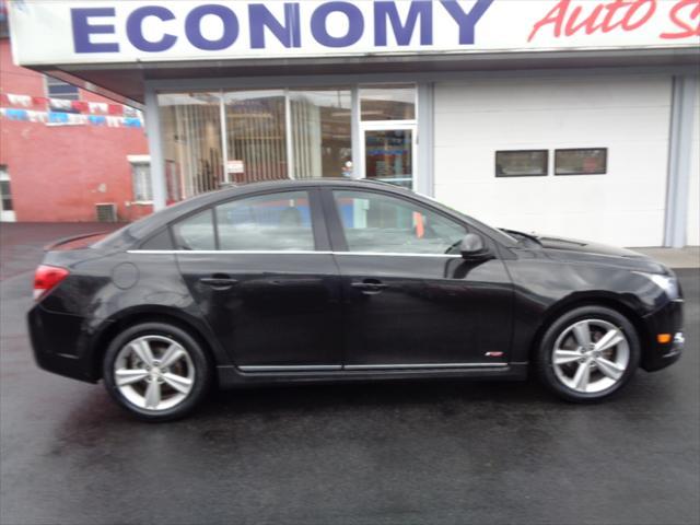 used 2014 Chevrolet Cruze car, priced at $9,500