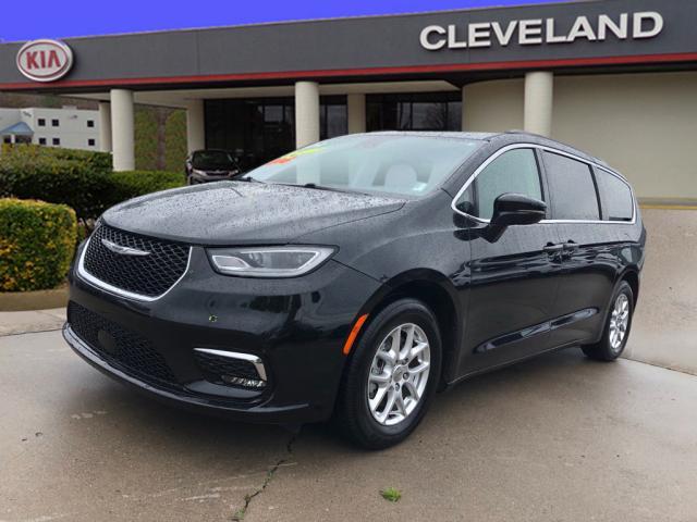 used 2022 Chrysler Pacifica car, priced at $25,983