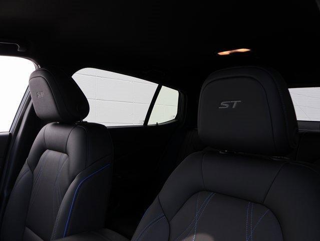 new 2025 Buick Envista car, priced at $27,963