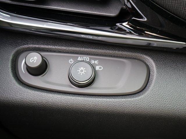 new 2025 Buick Envista car, priced at $27,941