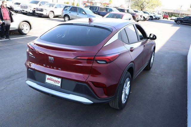 new 2025 Buick Envista car, priced at $26,692