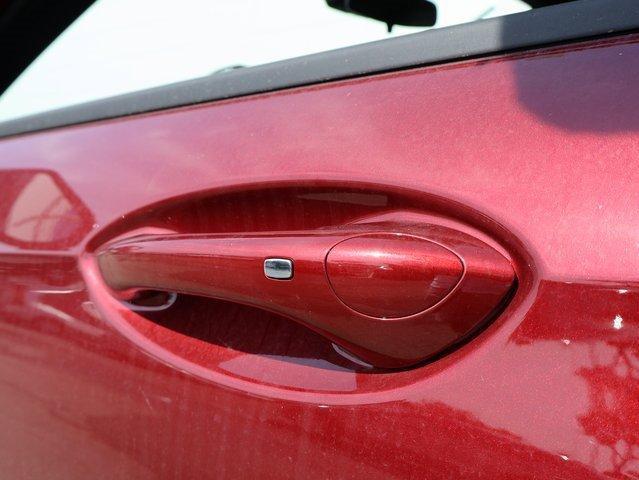 new 2025 Buick Envista car, priced at $29,210
