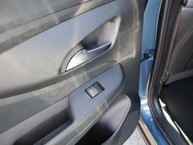 new 2025 Buick Envista car, priced at $24,625