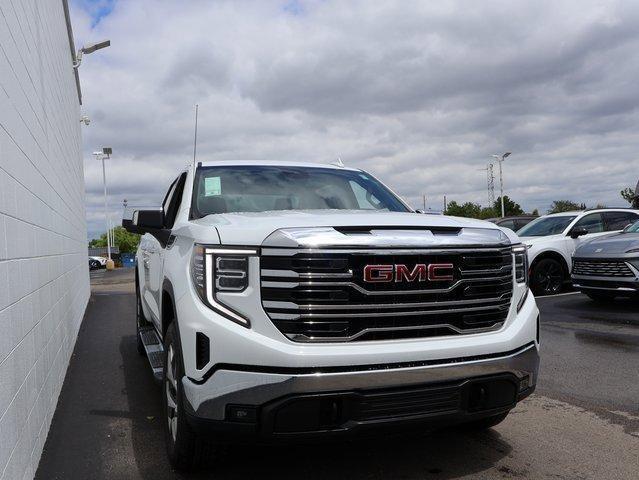 new 2025 GMC Sierra 1500 car, priced at $51,718