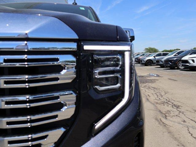 new 2025 GMC Sierra 1500 car, priced at $66,618