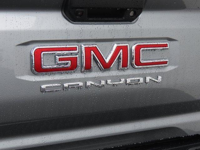 new 2024 GMC Canyon car, priced at $40,833