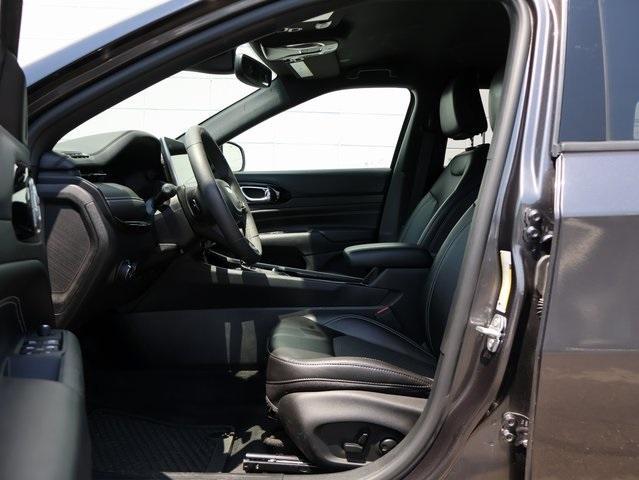 used 2023 Jeep Compass car