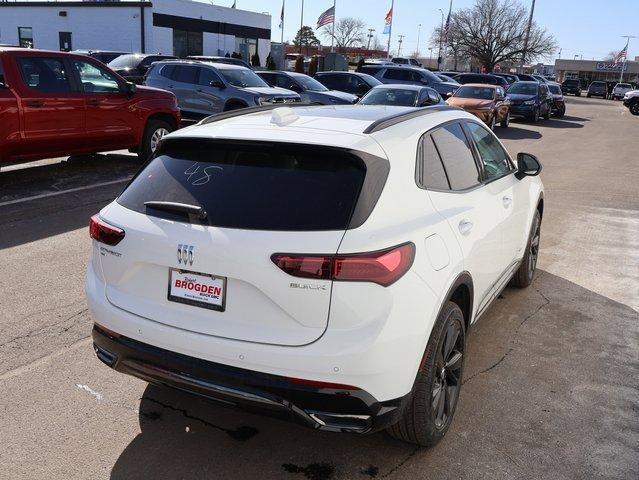 new 2025 Buick Envision car, priced at $39,770
