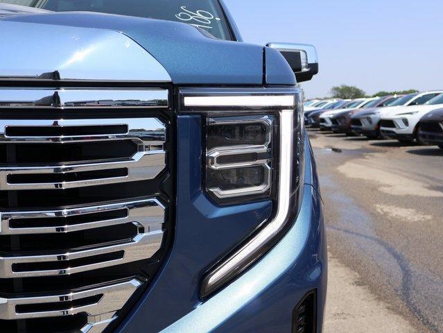 new 2025 GMC Sierra 1500 car, priced at $61,153