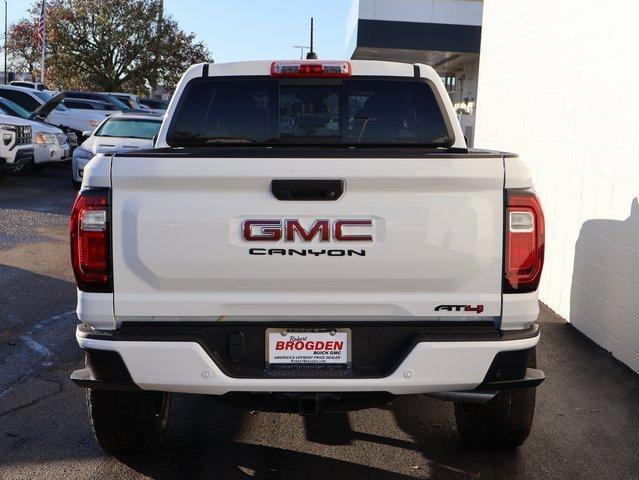 new 2024 GMC Canyon car, priced at $44,817