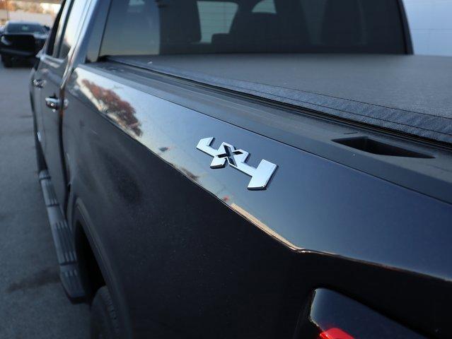 new 2026 GMC Sierra 1500 car, priced at $43,915