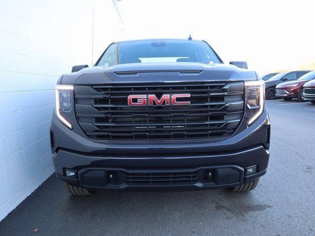 new 2026 GMC Sierra 1500 car, priced at $43,915
