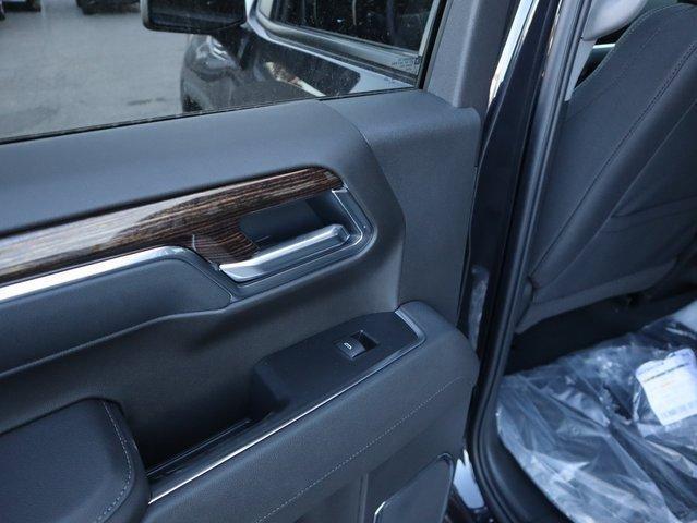new 2026 GMC Sierra 1500 car, priced at $43,915