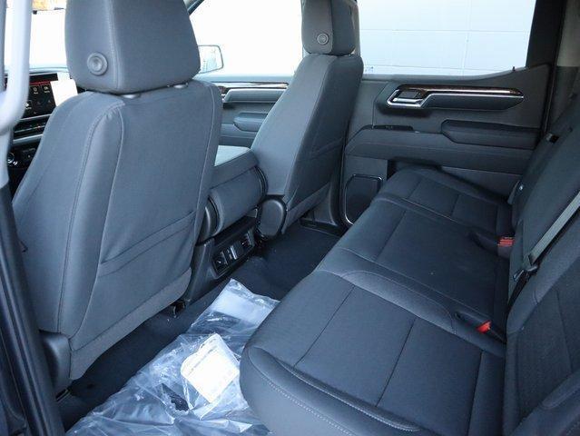 new 2026 GMC Sierra 1500 car, priced at $43,915