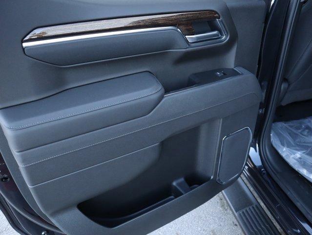 new 2026 GMC Sierra 1500 car, priced at $43,915