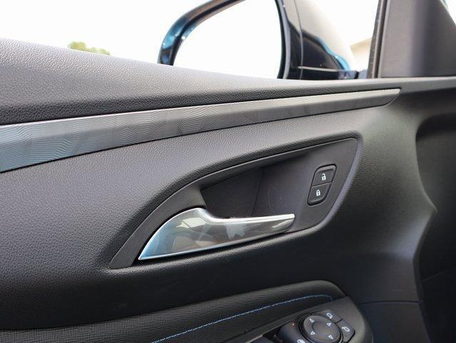 new 2025 Buick Envista car, priced at $27,963