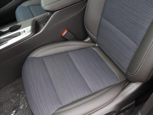 new 2025 Buick Envista car, priced at $25,859