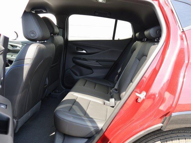 new 2025 Buick Envista car, priced at $27,963