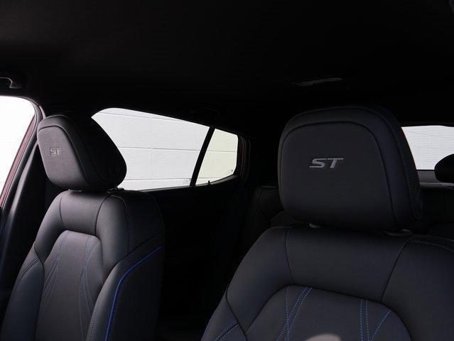 new 2025 Buick Envista car, priced at $27,963