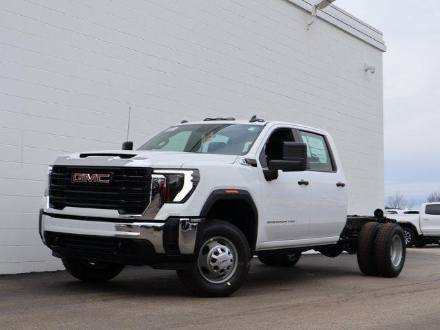 new 2025 GMC Sierra 3500 car, priced at $52,899