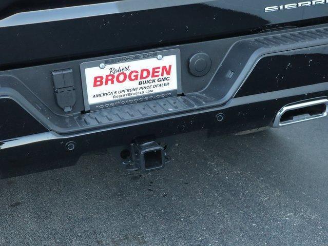 new 2026 GMC Sierra 1500 car, priced at $74,040