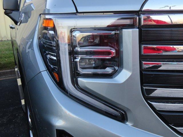 new 2025 GMC Sierra 1500 car, priced at $52,968