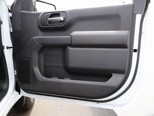 new 2025 GMC Sierra 1500 car, priced at $31,235