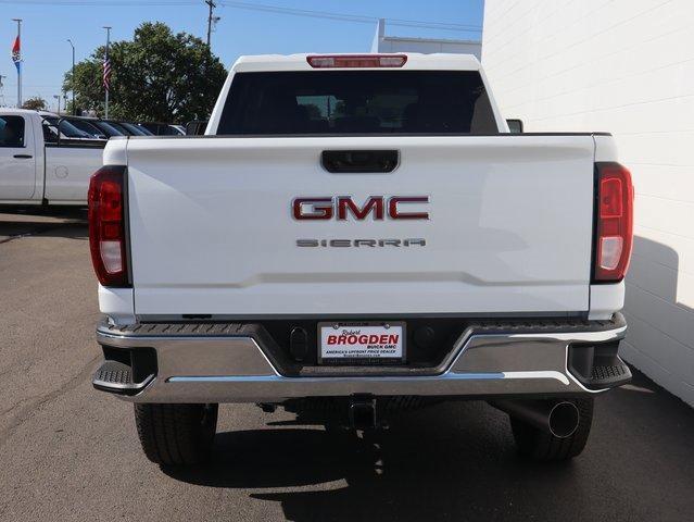 new 2024 GMC Sierra 2500 car, priced at $58,360