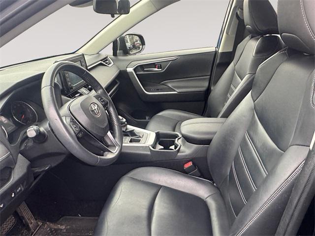 used 2020 Toyota RAV4 car, priced at $25,292