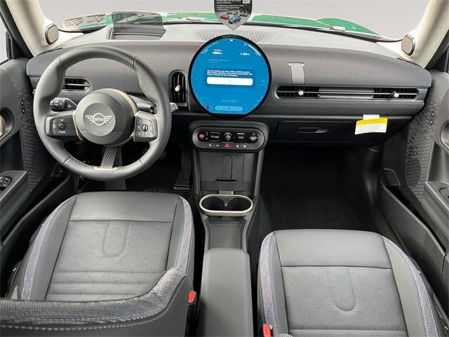 used 2025 MINI Hardtop car, priced at $29,991