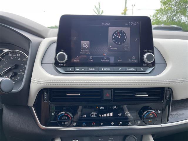 used 2021 Nissan Rogue car, priced at $24,192