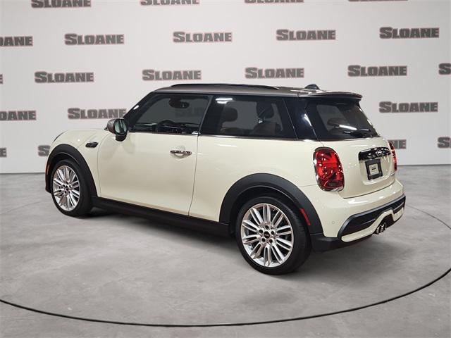 used 2023 MINI Hardtop car, priced at $25,991