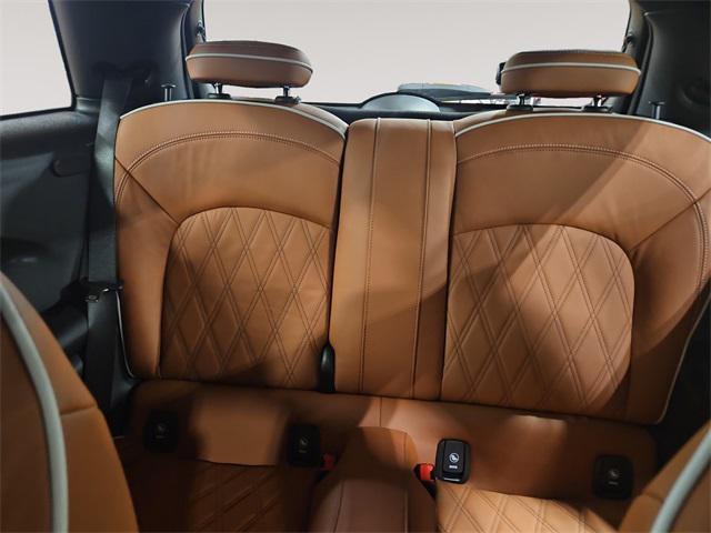 used 2023 MINI Hardtop car, priced at $25,991