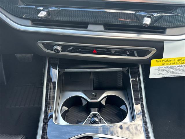 new 2026 BMW X7 car, priced at $98,580