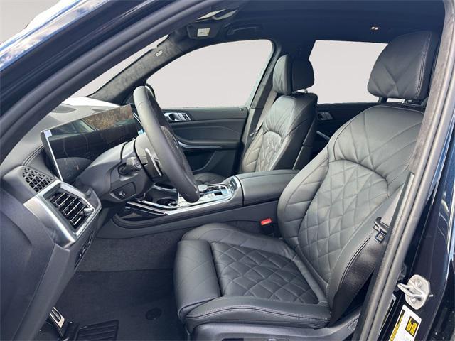new 2026 BMW X7 car, priced at $98,580