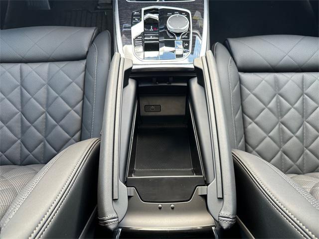 new 2026 BMW X7 car, priced at $98,580