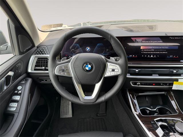 new 2026 BMW X7 car, priced at $92,455