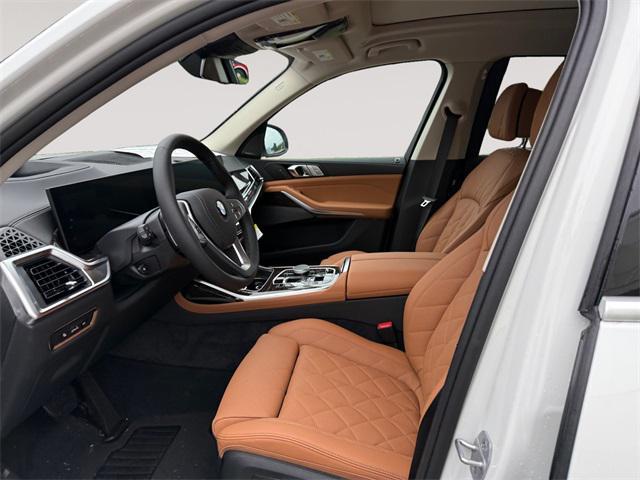 new 2026 BMW X7 car, priced at $90,555