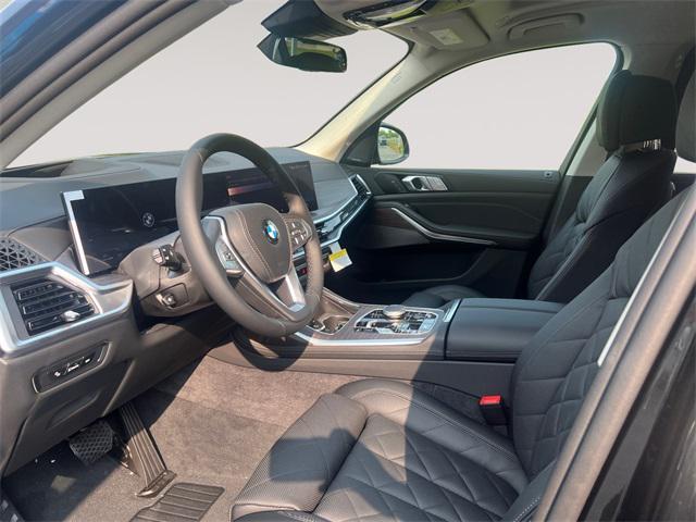 new 2026 BMW X7 car, priced at $90,130